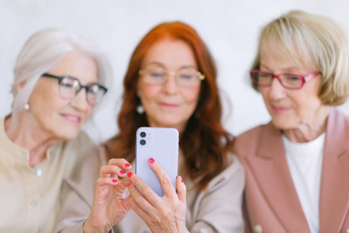 elderly women reviewing medicare plans